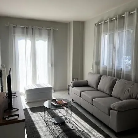 Letty's Cozy Flat Lägenhet *